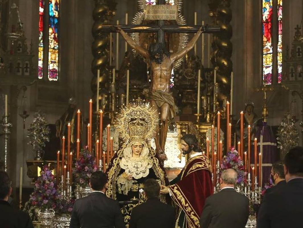 Semana Santa De Sevilla Las Im Genes De Los Javieres En El Martes