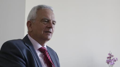 Desde 1986 hasta 2016, Manuel Cornax ha dirigido el hotel Lar de Sevilla