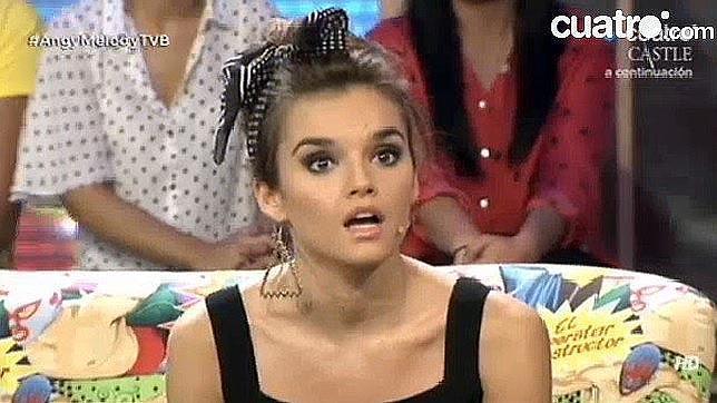 Con este gesto reaccionó Melody a la pregunta en «Todo va bien» de si había estudiado