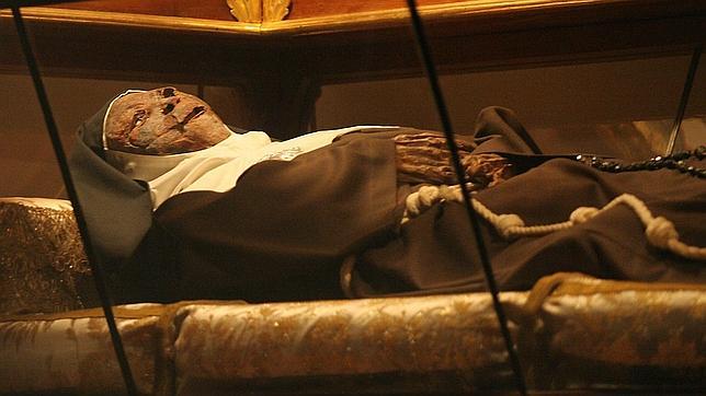 Leyendas urbanas de Sevilla: La sartén de aceite hirviendo, la Bella Susona y otras historias