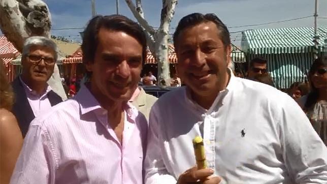José María Aznar, junto al empresario taurino Abraham Corpas