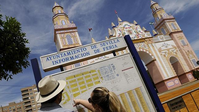 Portada de la Feria de Abril de Sevilla 2015