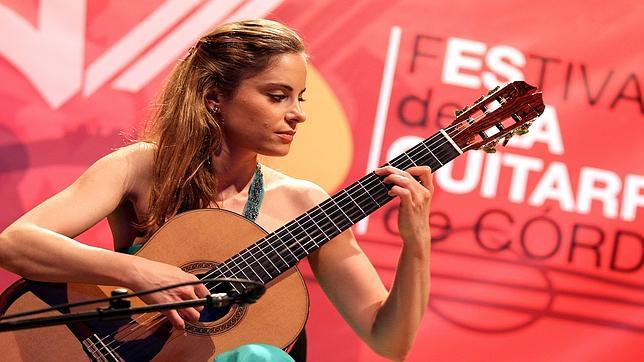 La guitarrista croata Ana Vidovic, durante su visita a Córdoba en 2013 cuando acudió al Festival de la Guitarra