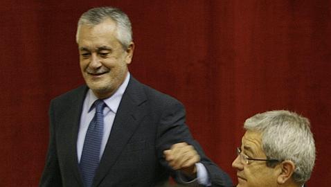 PP e IU piden una comisión de investigación en el Parlamento