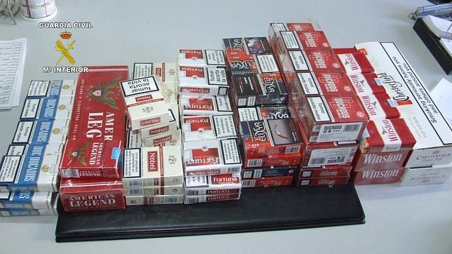 La Guardia Civil desmantela un punto de venta de tabaco de contrabando