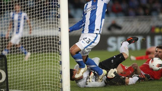 Palop volvió a la titularidad en Liga un año y un día después