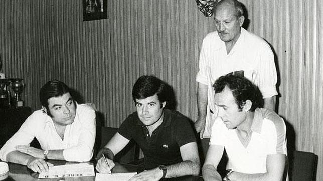 Viera firma por el xEREz C. D.
