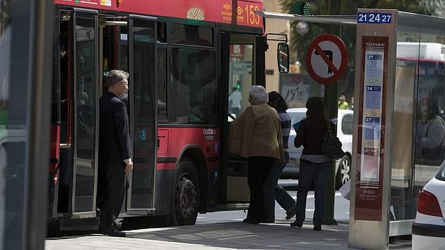 Tussam Traslada La Parada Del Duque Del 27 Y 32 Frente A El Corte Ingles