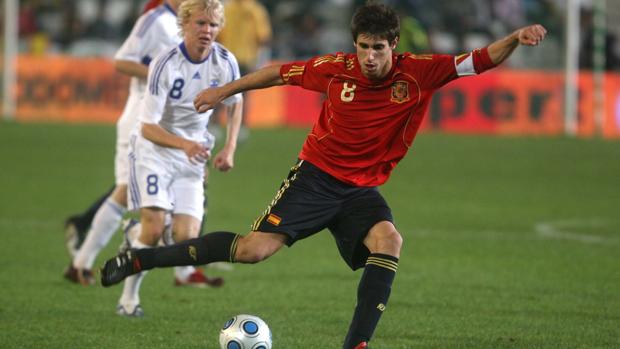 Javi Martínez durante el España-Finlandia disputado en Córdoba