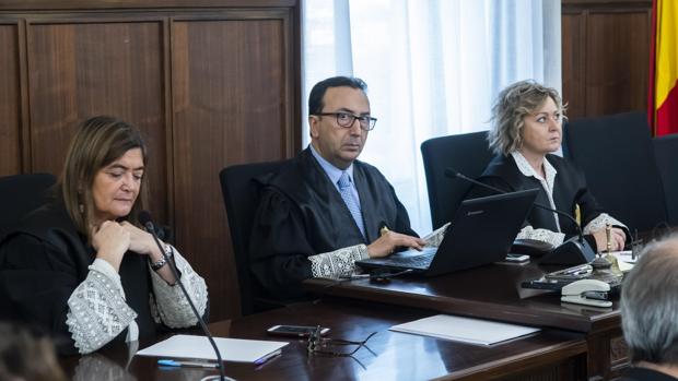 Pilar Llorente, Juan Antonio Calle y Encarnación Gómez