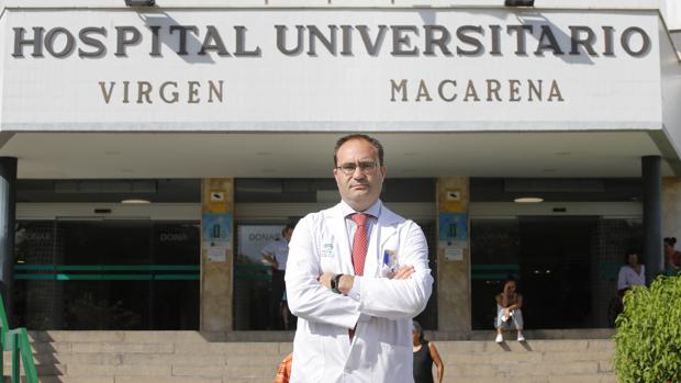 El SAS ha comunbicado su relevo a Antonio Castro, director del Hospital Virgen Macarena de Sevilla
