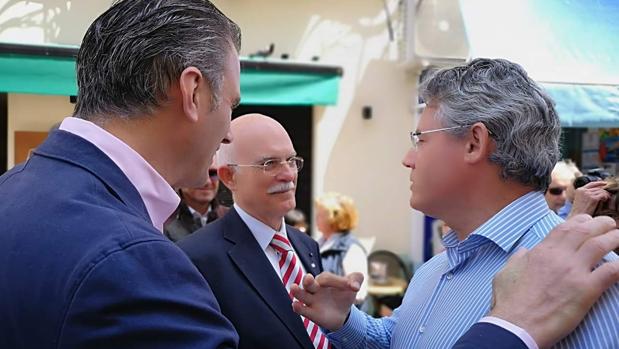 Rosety, en el centro de la imagen, en un acto de VOX celebrado estos días en Cádiz