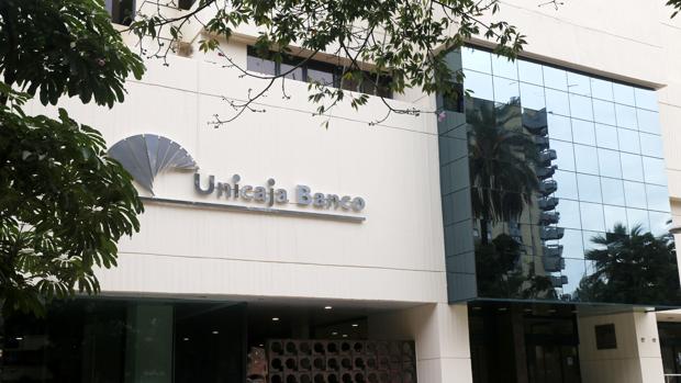 Sede central de Unicaja en la avenida de Andalucía de la capital malagueña