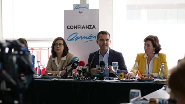 El candidato del PP y actual alcalde del Ayuntamiento de Almería, Ramón Fernández-Pacheco.