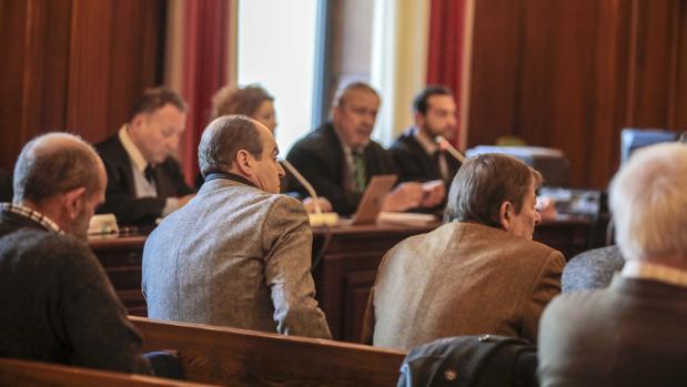 Acusados en el banquillo del caso Umax