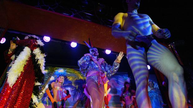 Imagen de la reapertura en 2008 del mítico cabaret «La plata» de Zaragoza