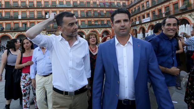 Antonio Maíllo junto a Pedro García en un acto electoral de IU