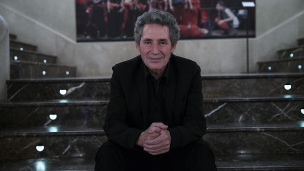 Miguel Ríos, que actúa en el Festival de la Guitarra de Córdoba, durante una entrevista reciente