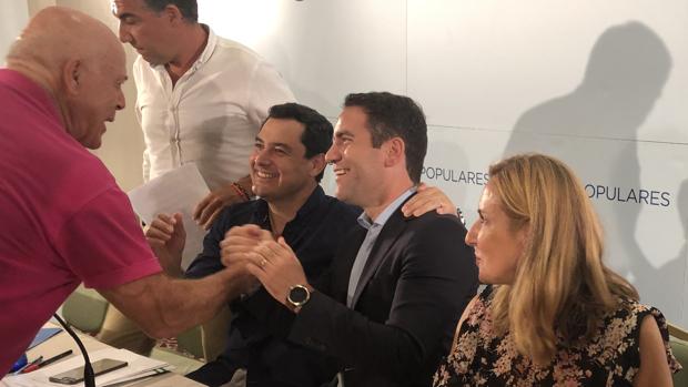 García Egea asistió con Juanma Moreno a una entrega de diplomas a apoderados del partido