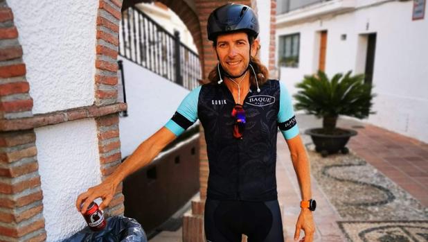 El deportista y activista Diego Escalona lanza el reto para limpiar la Sierra de Istán