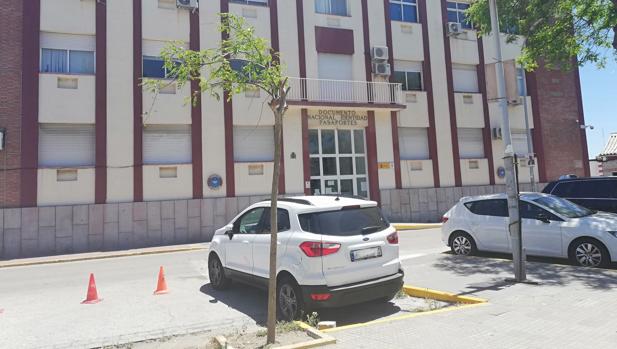 Imagen de la comisaría de la Policía Nacional de La Línea, situada en la zona donde se produjo la detención