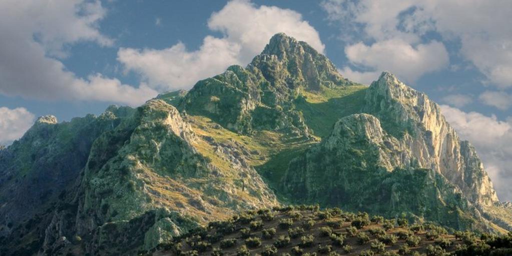 Así son las montañas de Córdoba: suaves en Sierra Morena y escarpadas