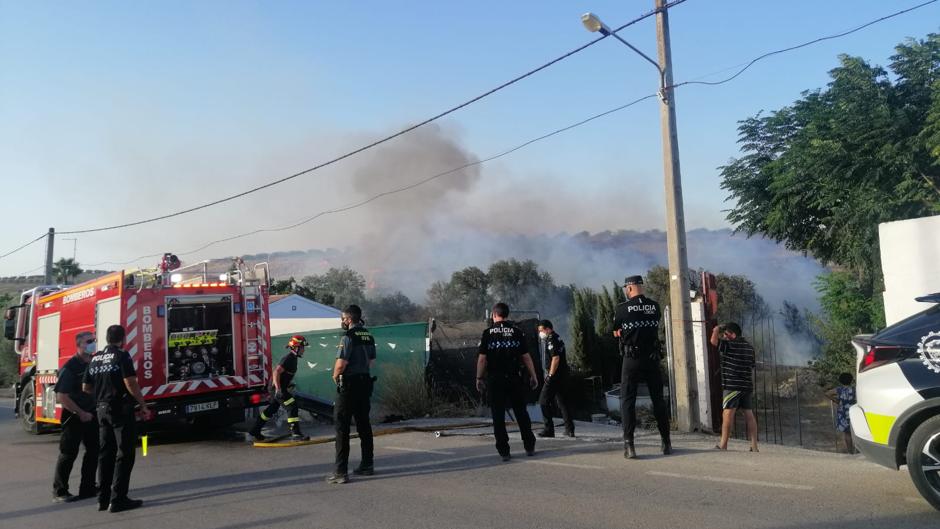 Dos conatos de incendio en la Ribera Baja de Puente Genil alarman a los vecinos