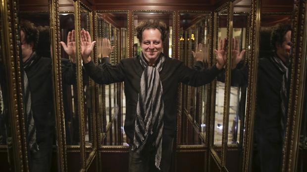 John Axelrod ya está en Sevilla para preparar el primer concierto de abono de la ROSS
