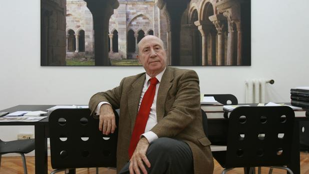 José María Pérez, Peridis