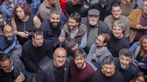 Muñoz y Cienfuegos con cineastas españoles participantes en el festival