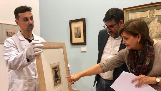 En la localidad de Utrera han desembarcado una decena de grabados de Goya para ilustrar esta exposición