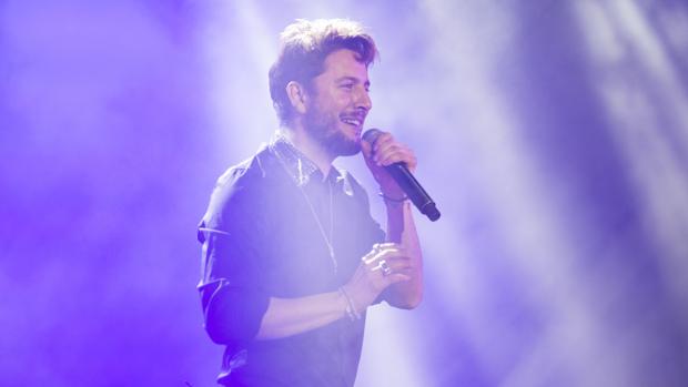 Manuel Carrasco, en su concierto sorpresa en Sevilla