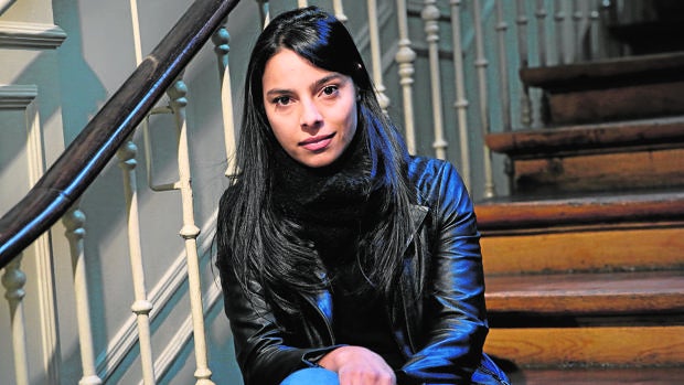 Margarita García Robayo, fotografiada en una librería de Madrid poco antes de la entrevista
