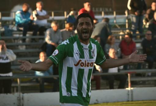Dani Güiza, en un partido con el Atlético Sanluqueño