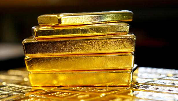 Lingotes de oro en la planta austríaca de Oegussa
