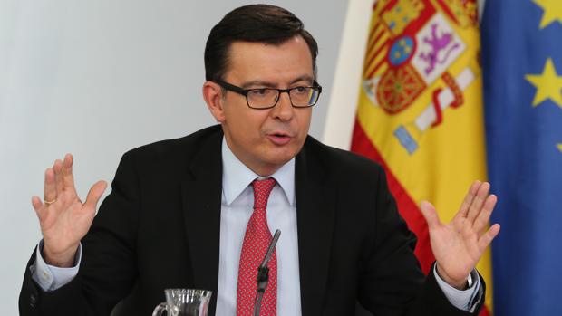 Román Escolano, ministro de Economía