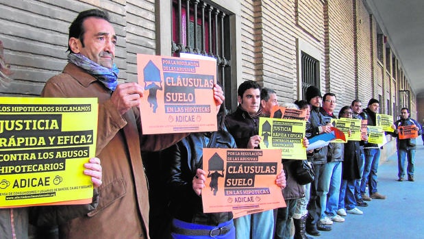 Los contratos hipotecarios han provocado una avalancha de demandas judiciales y reclamaciones al Banco de España