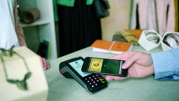 El dinero metálico empieza a desaparecer a la hora de las compras