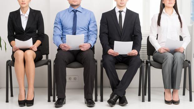 Dos de cada tres profesionales participantes fija en más de 5 años el que las nóminas se abonen en moneda virtual