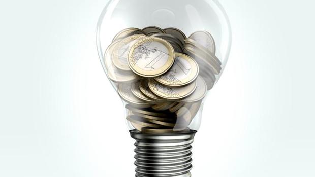 Facua lamenta que el Gobierno no haya emprendido medidas para abaratar el recibo de la luz