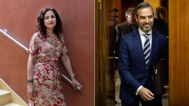María Jesús Montero, ministra de Hacienda y exconsejera de Hacienda -a la izquierda- y Juan Bravo, actual titular de Hacienda en la Junta de Andalucía