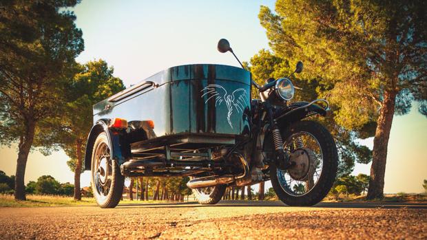 Prototipo de sidecar funerario