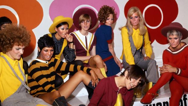 Modelos con prendas de Mary Quant