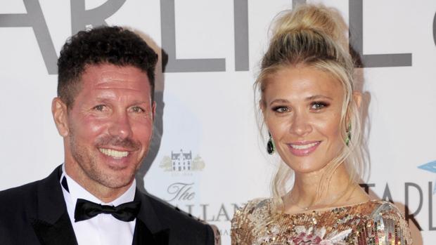 Diegop Simeone y Carla Pereyra