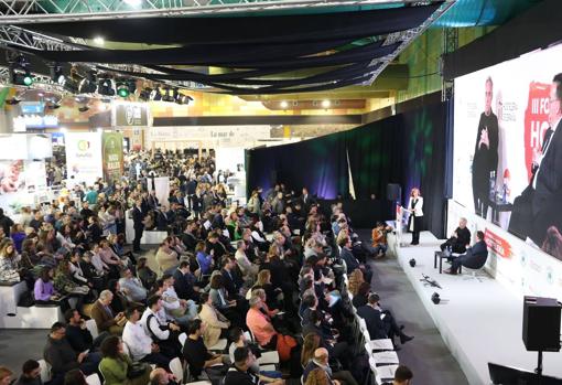 Ferrán Adriá en el Foro Nacional de Hostelería.