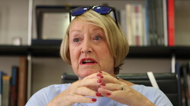 Yvonne Blake, presidenta de la Academia de Cine, durante una entrevista con ABC este verano