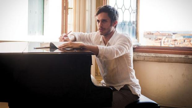 Gael García Bernal protagoniza Mozart in the Jungle