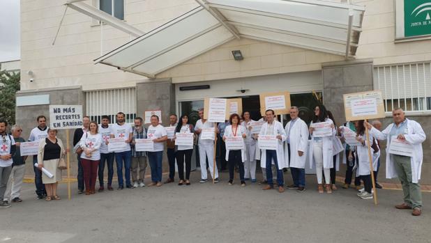 Los médicos del servicio de Urgencias amenazan con dejar el hospital de Osuna