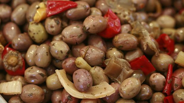 recetas para aliñar aceitunas partidas