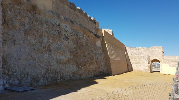 Muralla almohade de Marchena